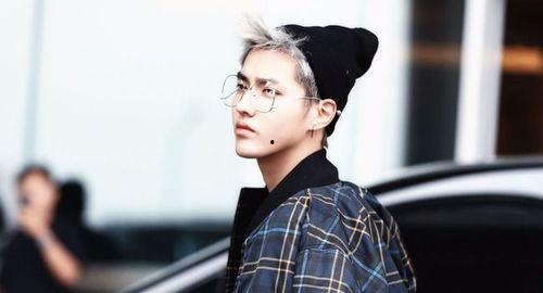 吴亦凡女明星,火花四溅的时尚盛宴