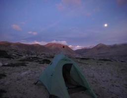 西藏无人区女网红照片,女网红的探险足迹